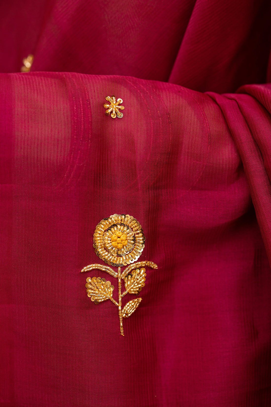 Handwoven Mangalgiri Pink Saree With Gold Motifs