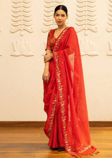 Handwoven Mangalgiri Red Saree With Gold Motifs