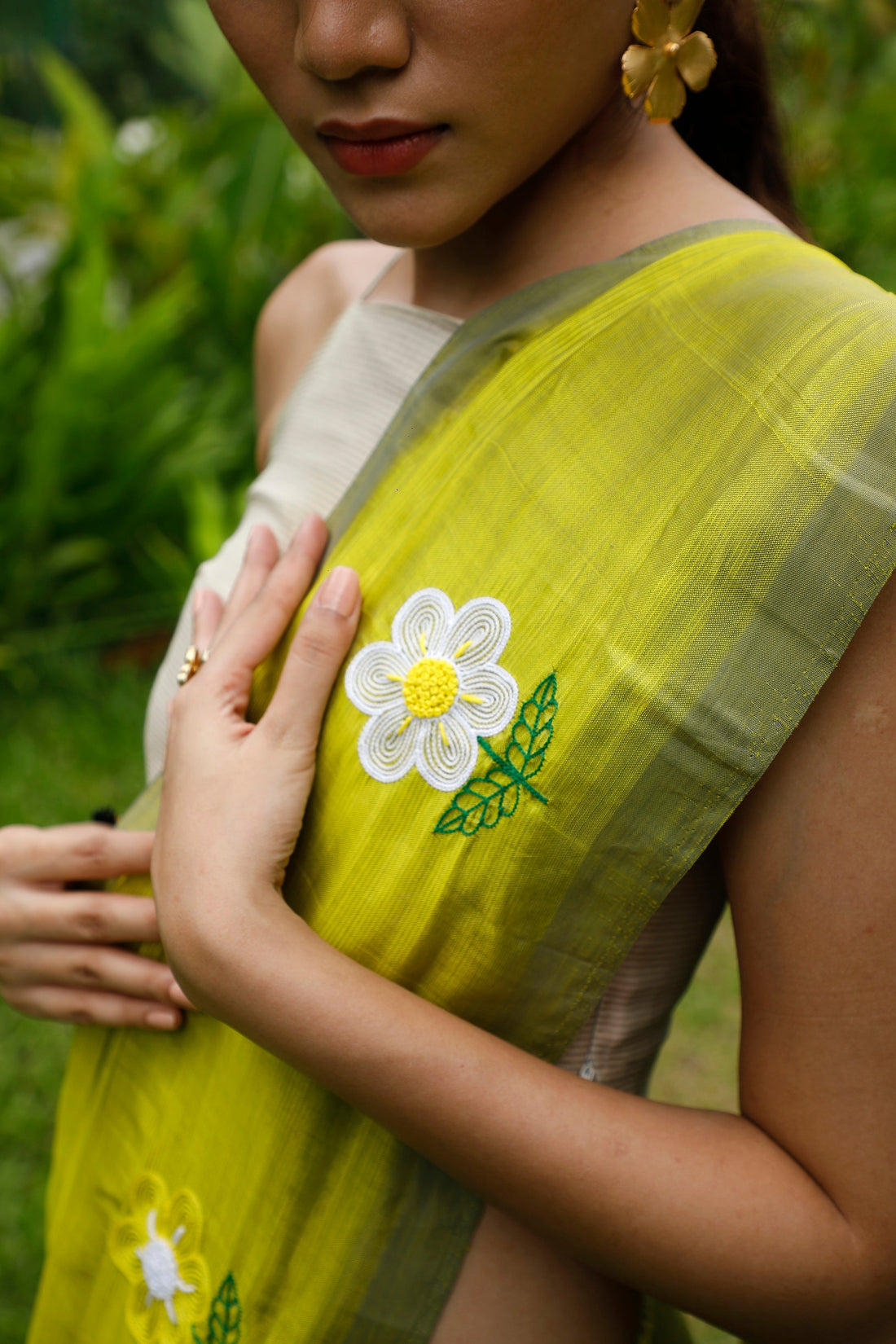 Handwoven Handembroidered Lime Green Mangalgiri Saree