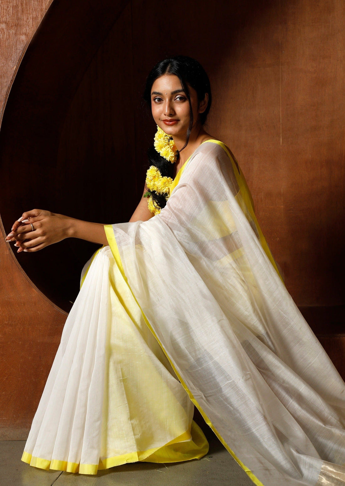 Handloom White & Gold Saree