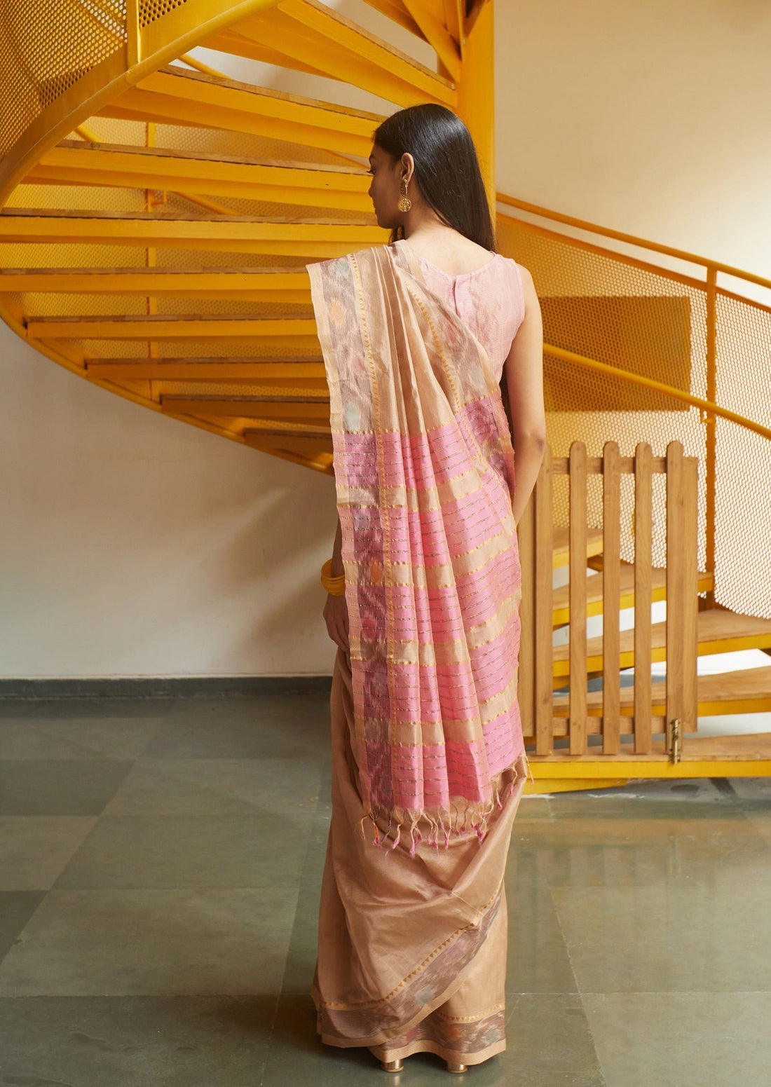 Handwoven Cotton Silk Beige Mangalgiri Saree