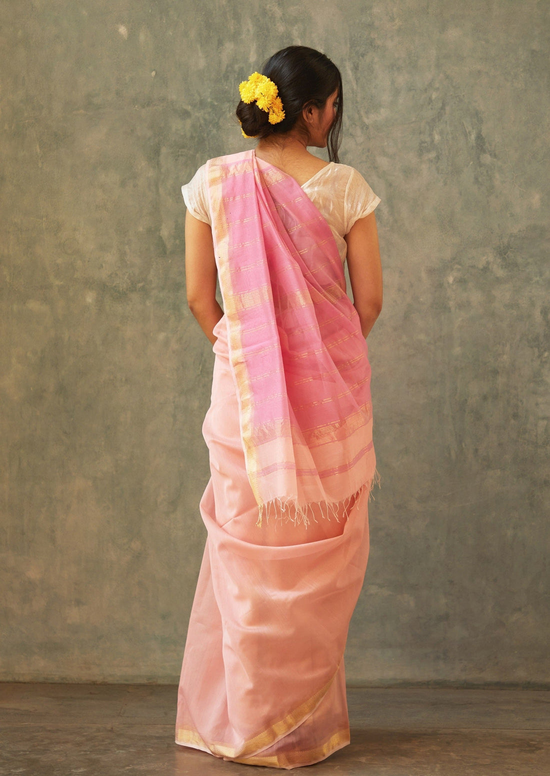 Handwoven Peach Maheshwari Cotton Silk Saree