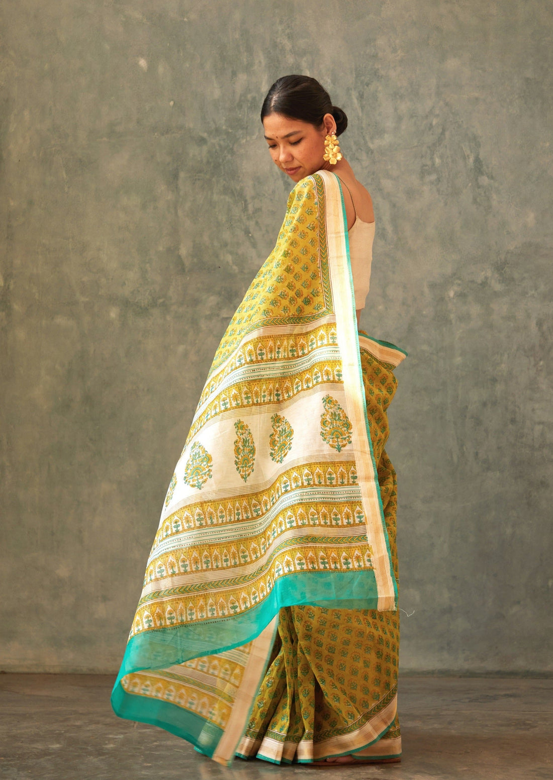 Handwoven Lemon Maheshwari Cotton Silk Saree