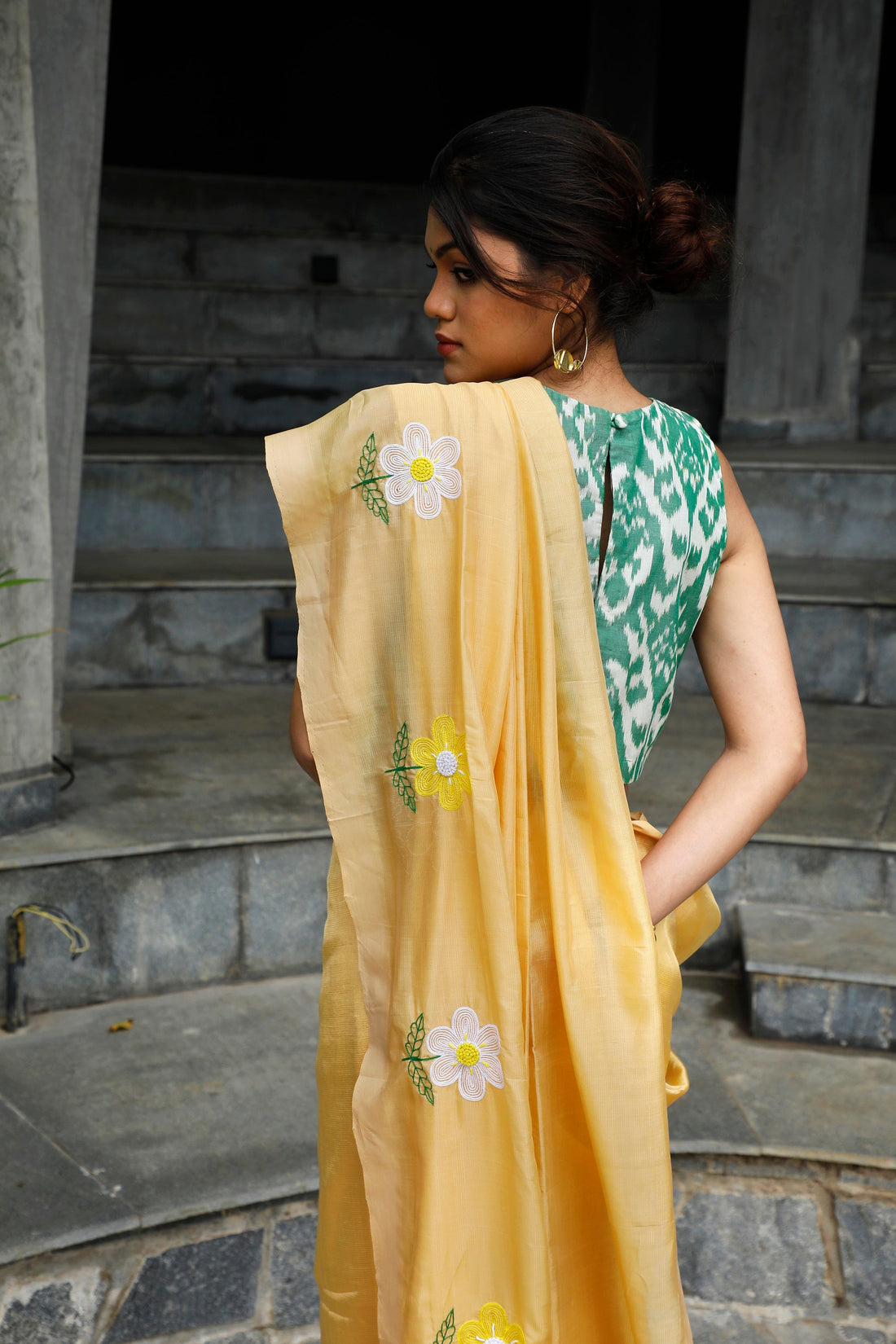 Handwoven Handembroidered Beige Mangalgiri Saree